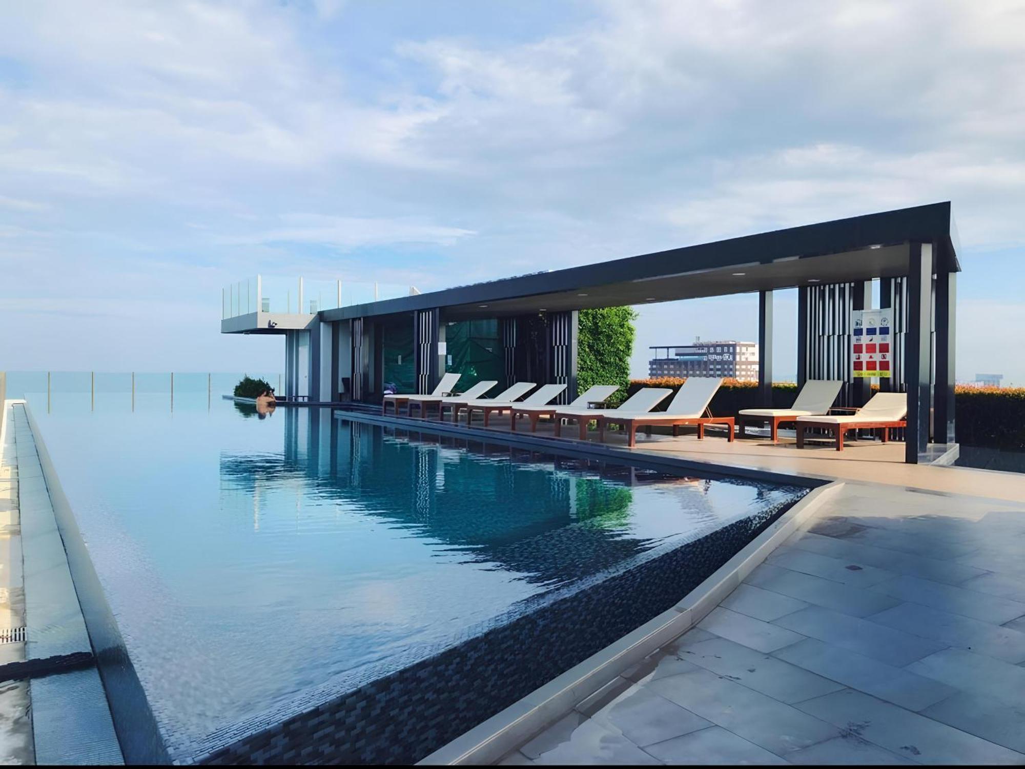 2 Bed Room, Large Living Room @ Central Pattaya Extérieur photo